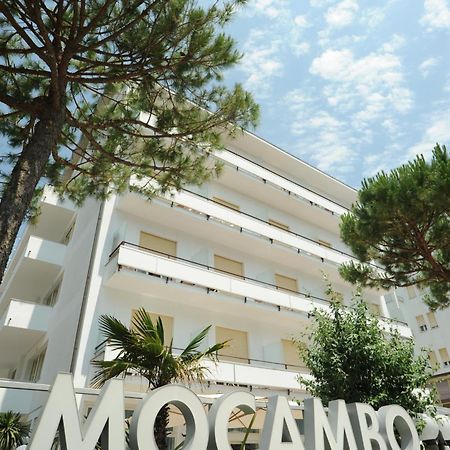 Hotel Mocambo Морской Милан Экстерьер фото