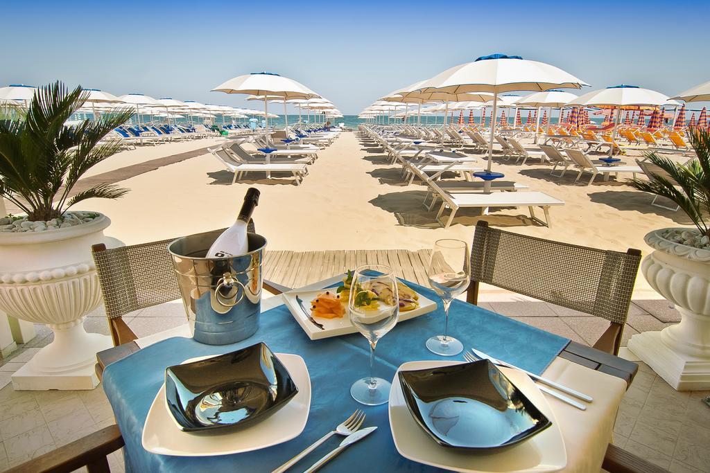 Hotel Mocambo Морской Милан Экстерьер фото